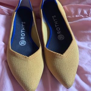 Size 6 Rothy’s Marigold Points GUC